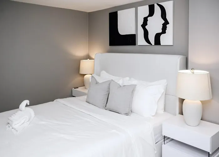 2br Traveler's Favorite • Modern And Clean * Chicago