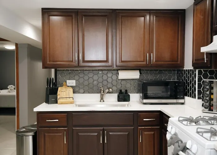 Apartment 2br Traveler's Favorite • Modern And Clean
